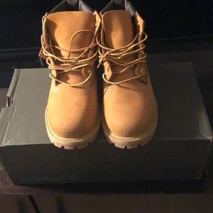 Used timberland’s only worn once